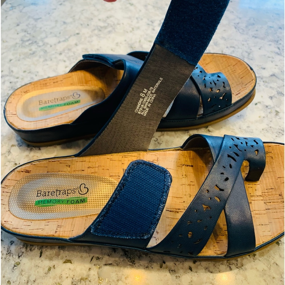 BareTraps navy blue sandals - Picture 3 of 5
